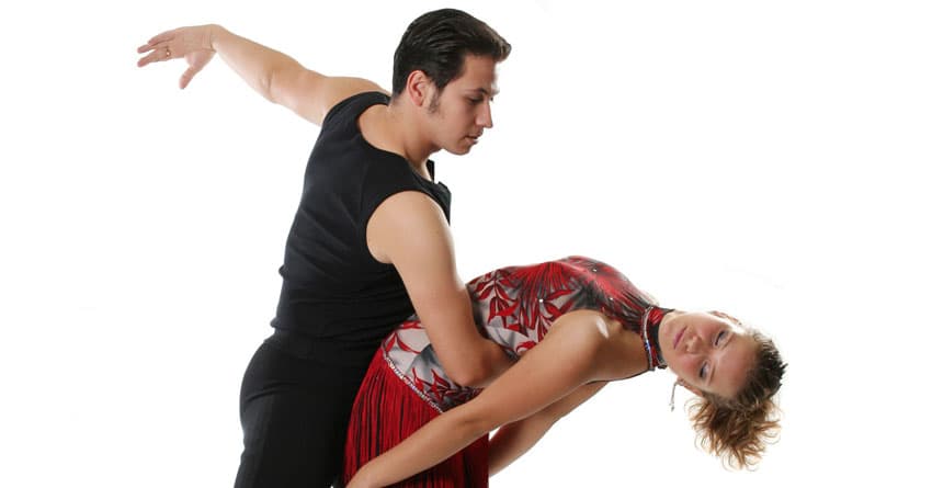 MAMBO STİLİ İLE EĞLENMEYE HAZIR MISINIZ?