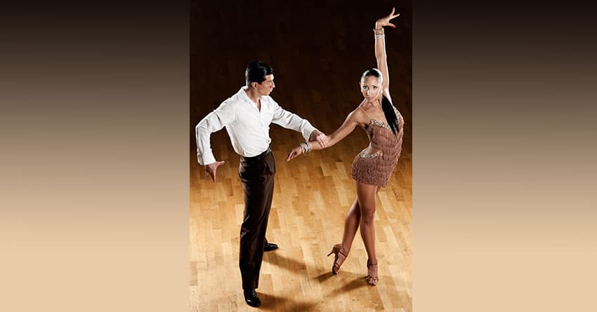 SALSA DANSININ EN ÖNEMLİ UNSURU MÜZİKLERİDİR
