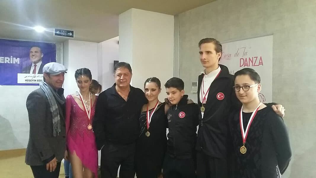 Emir Kaya Dans Okulu - Ankara Salsa