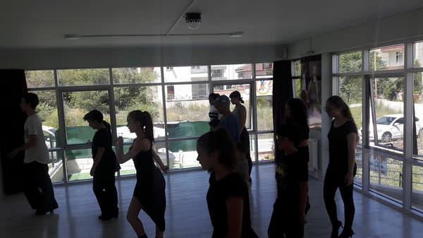 Emir Kaya Dans Okulu - Ankara Salsa - 11. Fotoğraf