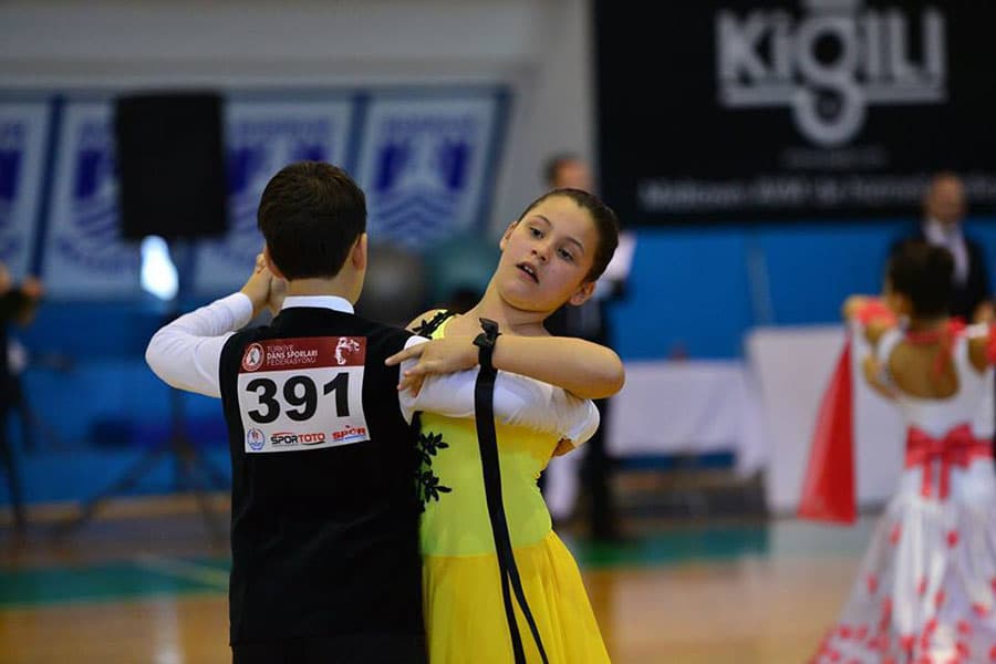 Emir Kaya Dans Okulu - Ankara Salsa - 2. Fotoğraf