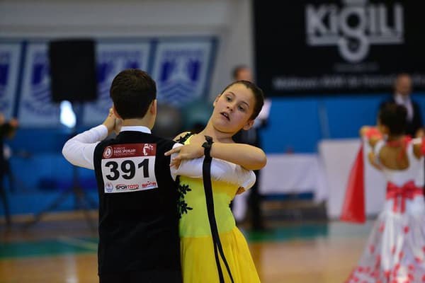 Emir Kaya Dans Okulu - Ankara Salsa - 2. Fotoğraf Emir Kaya Dans Okulu - Ankara Salsa - 2. Fotoğraf