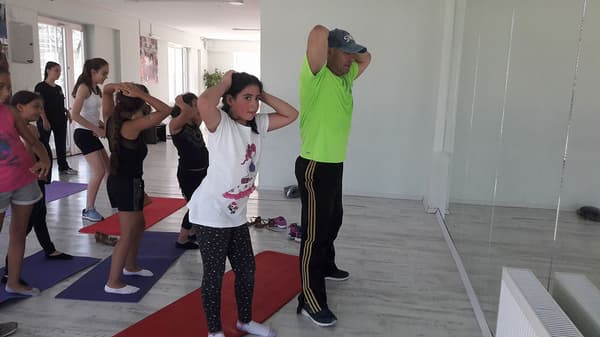 Emir Kaya Dans Okulu - Ankara Salsa - 12. Fotoğraf