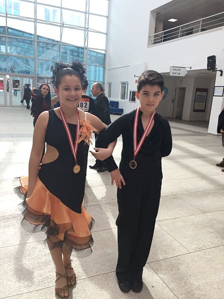 Emir Kaya Dans Okulu - Ankara Salsa