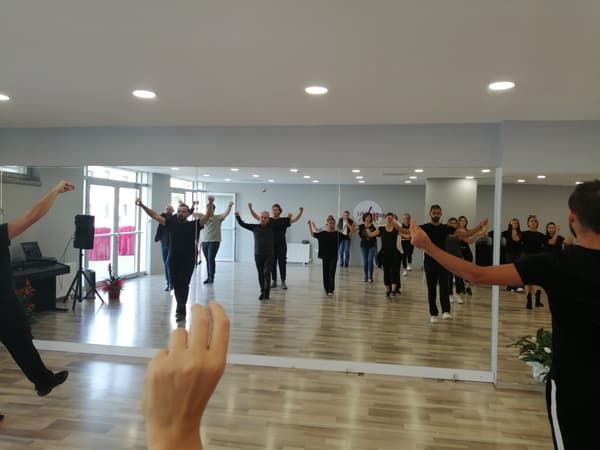 Adım Sanat ve Dans Okulu - 2. Fotoğraf Adım Sanat ve Dans Okulu - 2. Fotoğraf