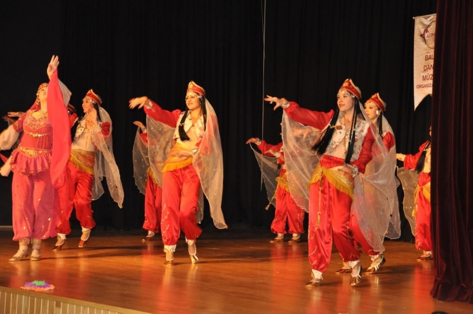 Armoni Dans ve Müzik Akademi