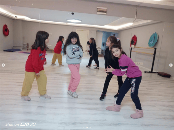 Broadway Sanat Akademi - 1. Fotoğraf Broadway Sanat Akademi - 1. Fotoğraf